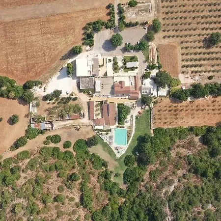 Country Masseria Paretano *